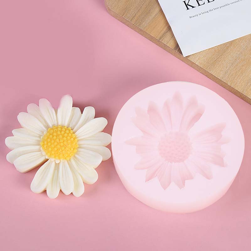 Soap Making At Home - DIY 양초 실리콘 금형 데이지 카모마일